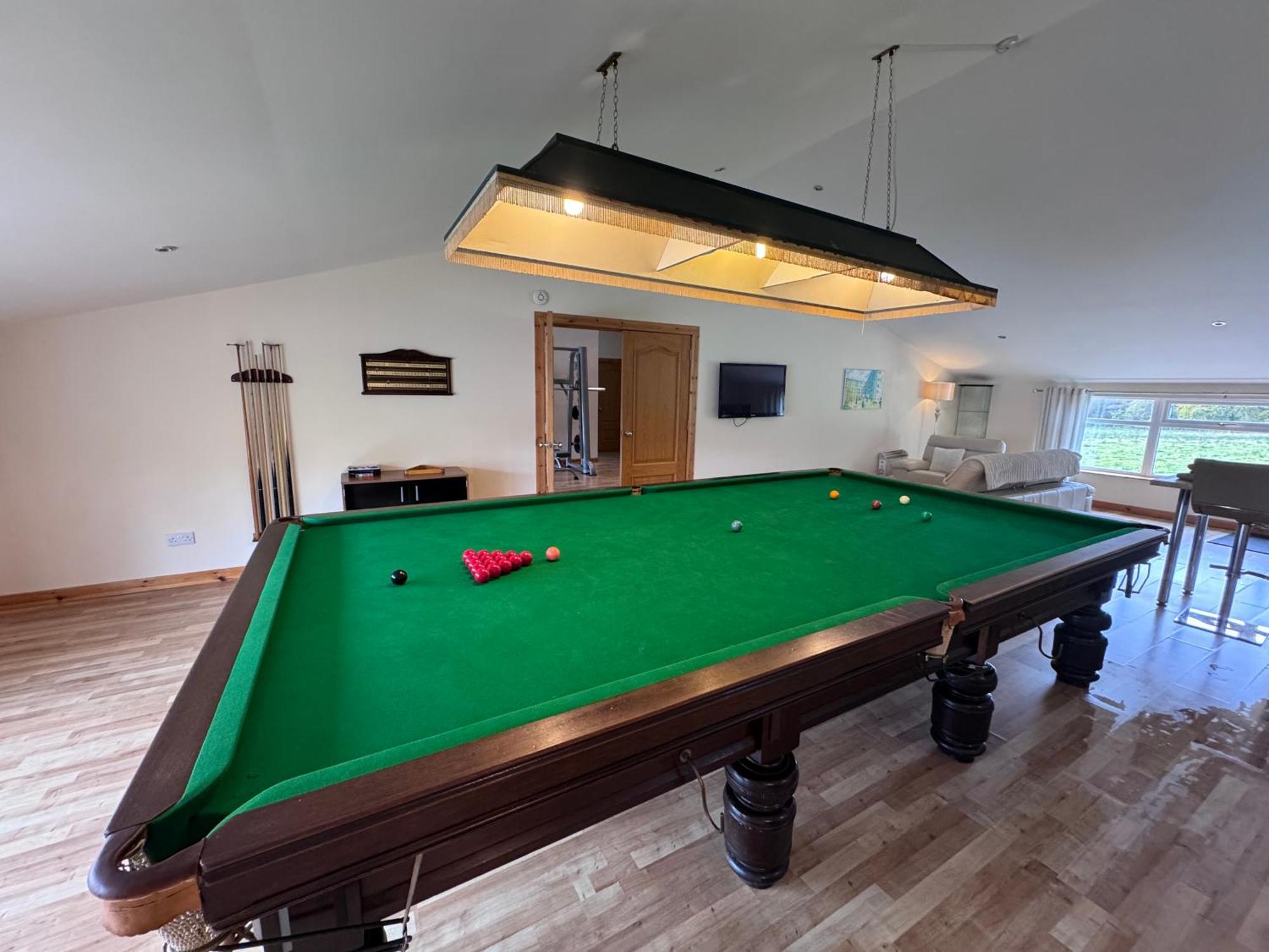 Langside Apartments Newhouse エクステリア 写真